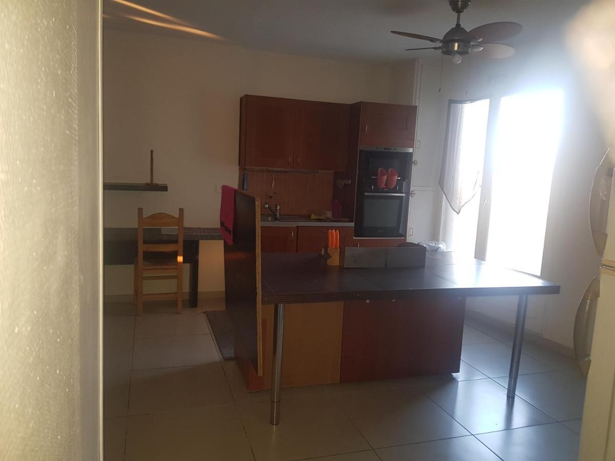 Grand Appartement Fonctionnel Et Calme Sur Lyon8 A 2 Pas Du Metro Екстер'єр фото